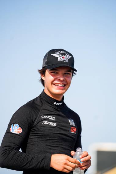 Thomas Nepveu en piste sur le célèbre circuit d'Indianapolis. 13 au 15 mai 2021 - Courses 5,6 et 7 - Série Cooper Tires USF2000 Thomas Nepveu en piste sur le célèbre circuit d'Indianapolis. 13 au 15 mai 2021 - Courses 5,6 et 7 - Série Cooper Tires USF2000