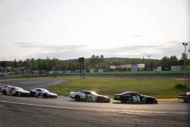 Efforts mal récompensés pour Thomas Nepveu à l'Autodrome Chaudière Efforts mal récompensés pour Thomas Nepveu à l'Autodrome Chaudière